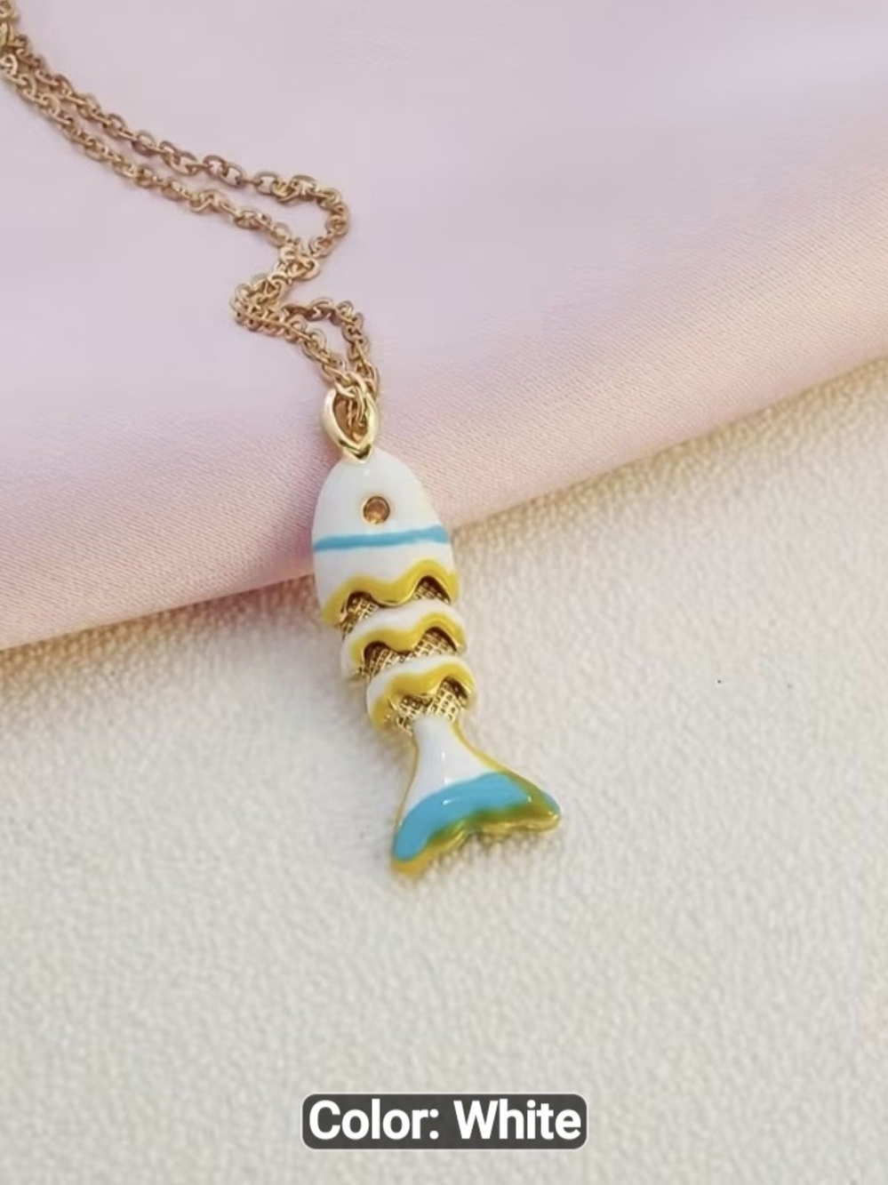 🐟🐟NEW🐟🐟 SO CUTE!! Stainless Steel 3D WHITE Moveable Fish Pendant Necklace